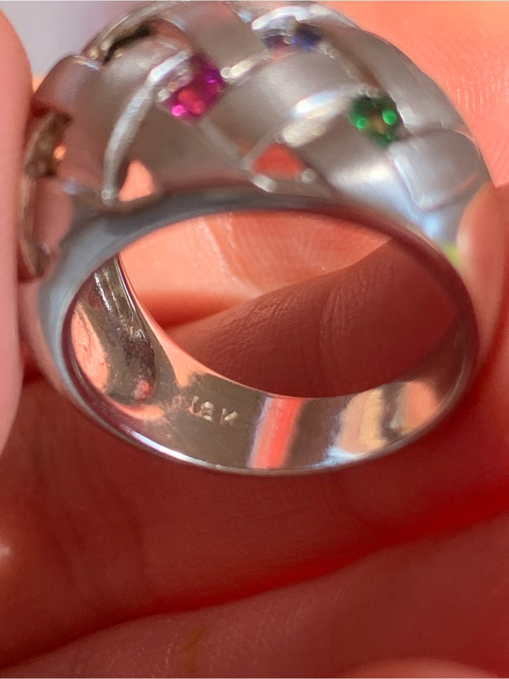 18k Gold ring with Multicolored Gemstones in Woven design - Picture 8 of 9
